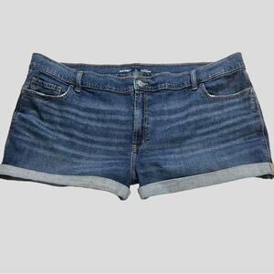 Old Navy Mid-Rise 3" Rolled Cuff Hem Denim Boyfriend Short Women’s Size 24